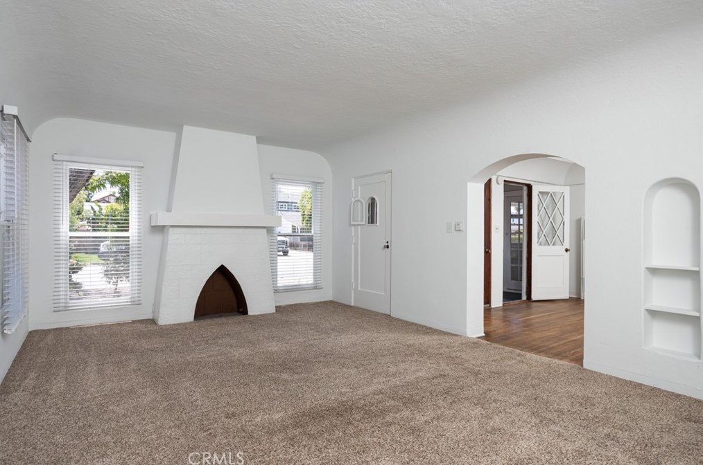 178 Virginia Pl, Costa Mesa CA  92627-1712 exterior