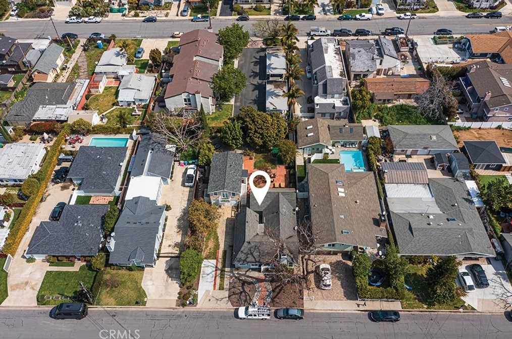 178 Virginia Pl, Costa Mesa CA  92627-1712 exterior