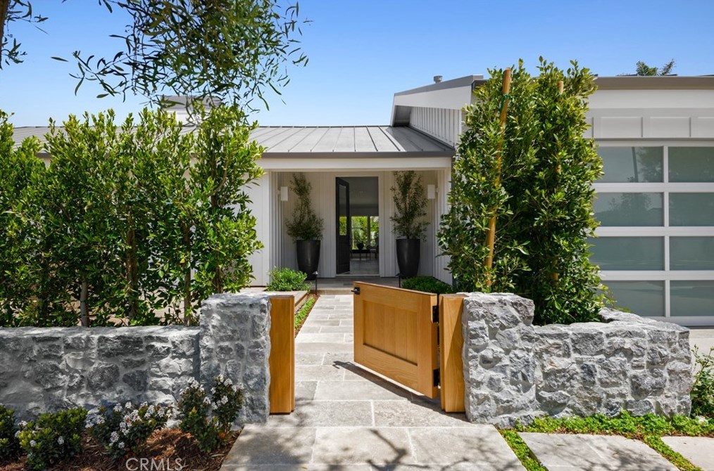 2018 Nautilus Ln, Newport Beach, CA 92660