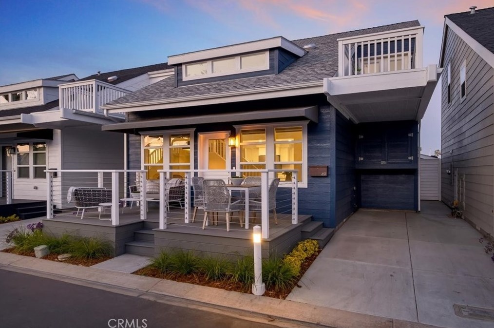 45 Beach Dr, Newport Beach, CA 92663