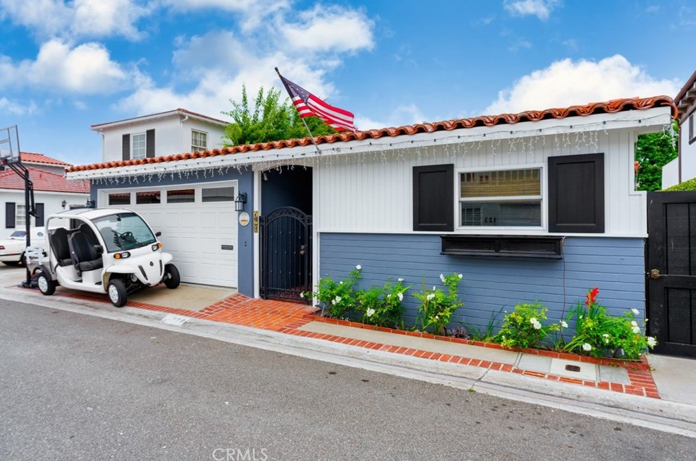 129 Via Nice, Newport Beach, CA 92663