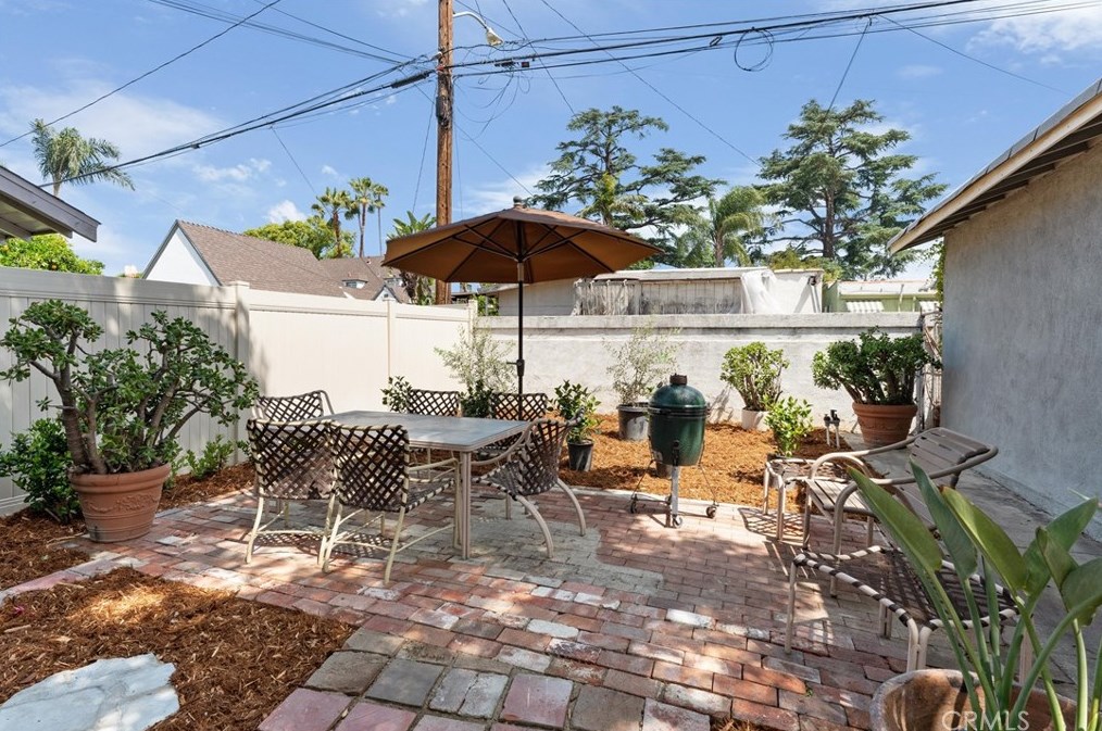 171 Lincoln Ave, Pomona CA  91767-3817 exterior