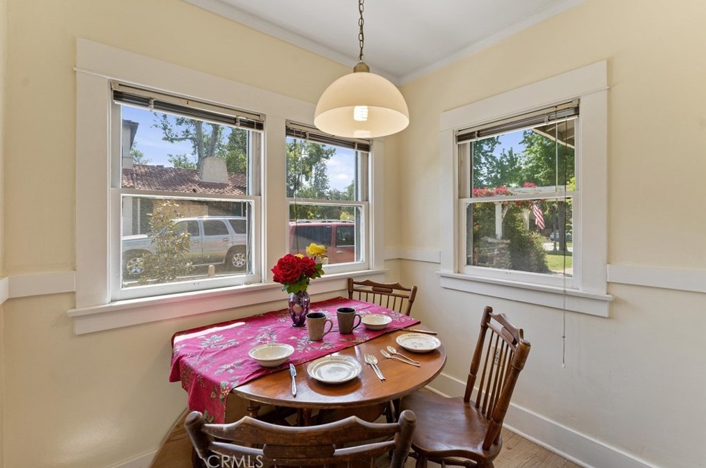 171 Lincoln Ave, Pomona CA  91767-3817 exterior