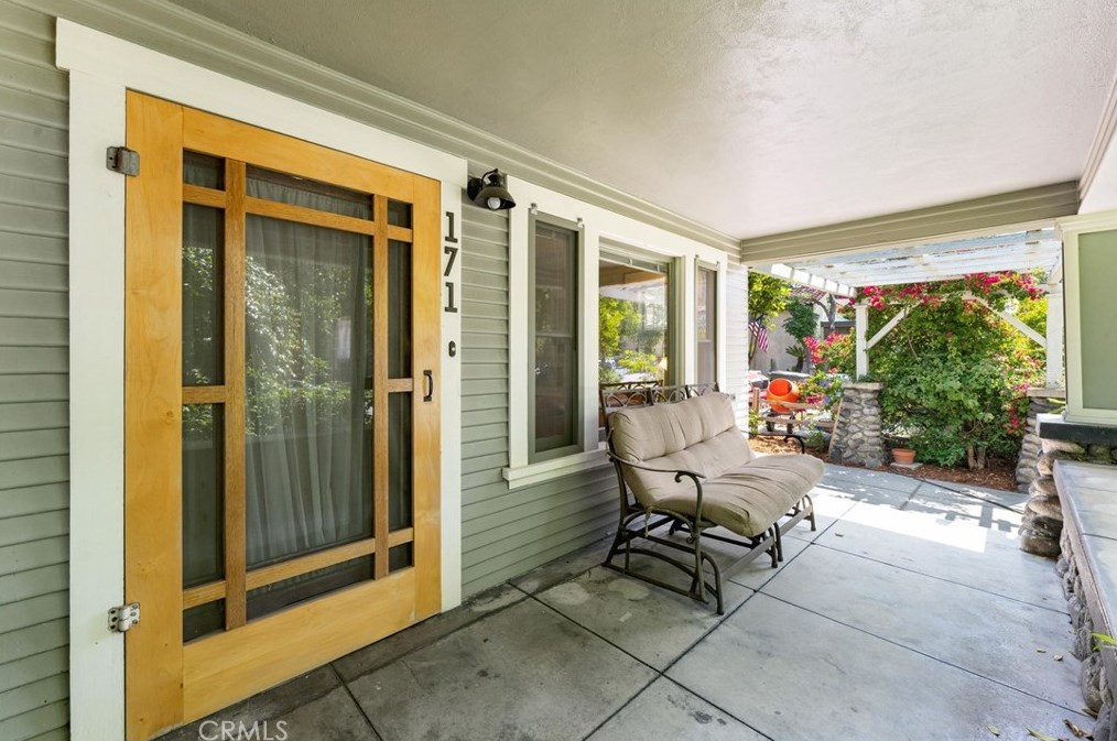 171 Lincoln Ave, Pomona, CA 91767-3817