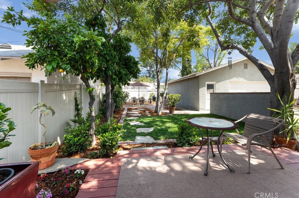 171 Lincoln Ave, Pomona CA  91767-3817 exterior