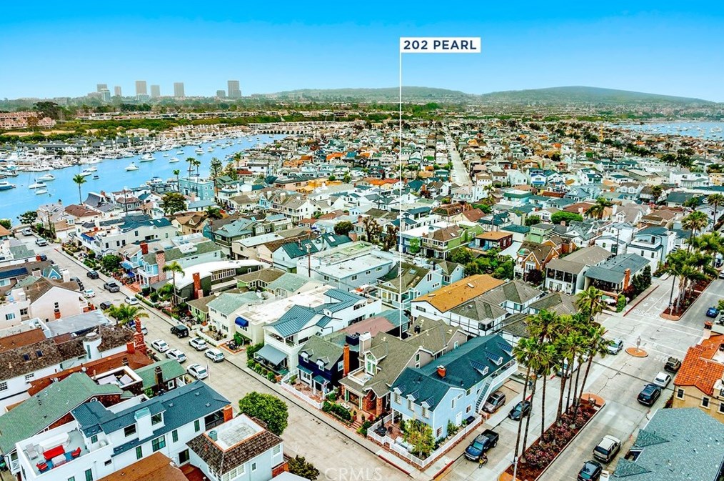 202 Pearl Ave, Newport Beach, CA 92662