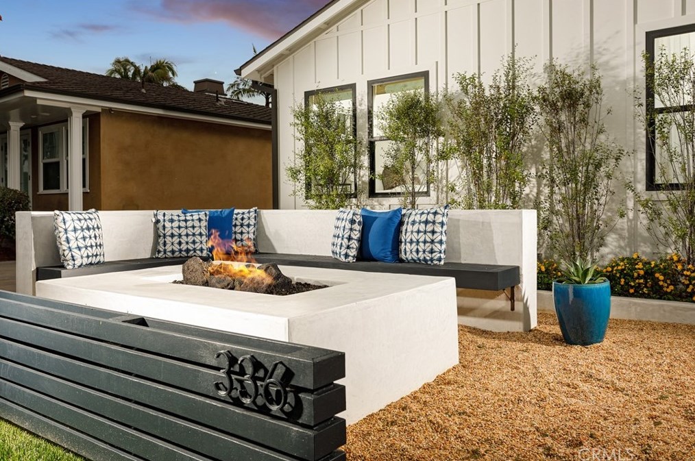 336 Flower St, Costa Mesa, CA 92627-2310