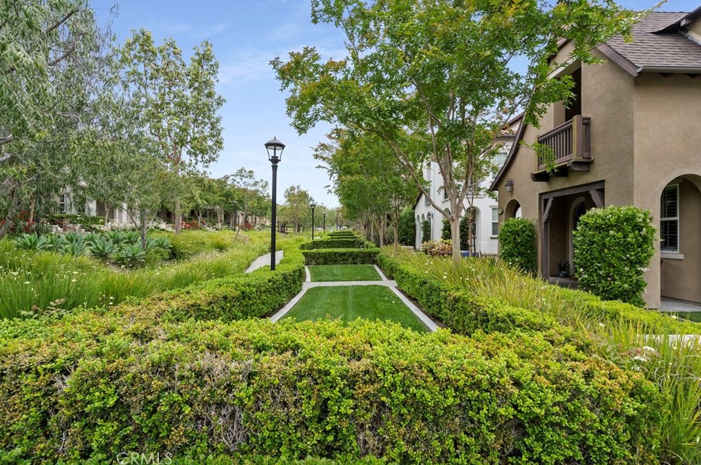 48 Old Mission Rd, Laguna Beach, CA 92656-1623