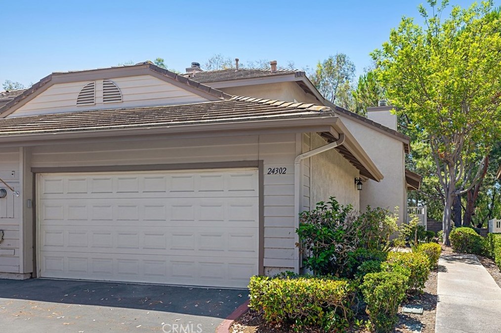 24302 Dale Dr, Laguna Beach, CA 92653-6283
