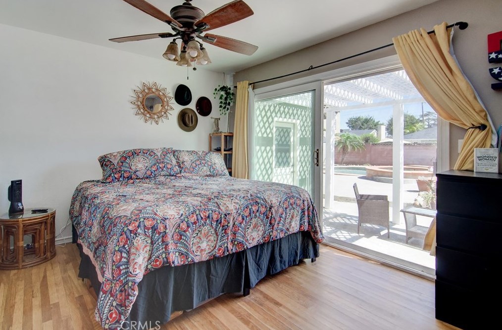 6271 Cherokee Dr, Westminster CA  92683-2003 exterior