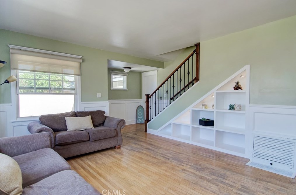 6271 Cherokee Dr, Westminster CA  92683-2003 exterior