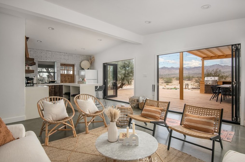 5725 Sunfair Rd, Joshua Tree, CA 92252
