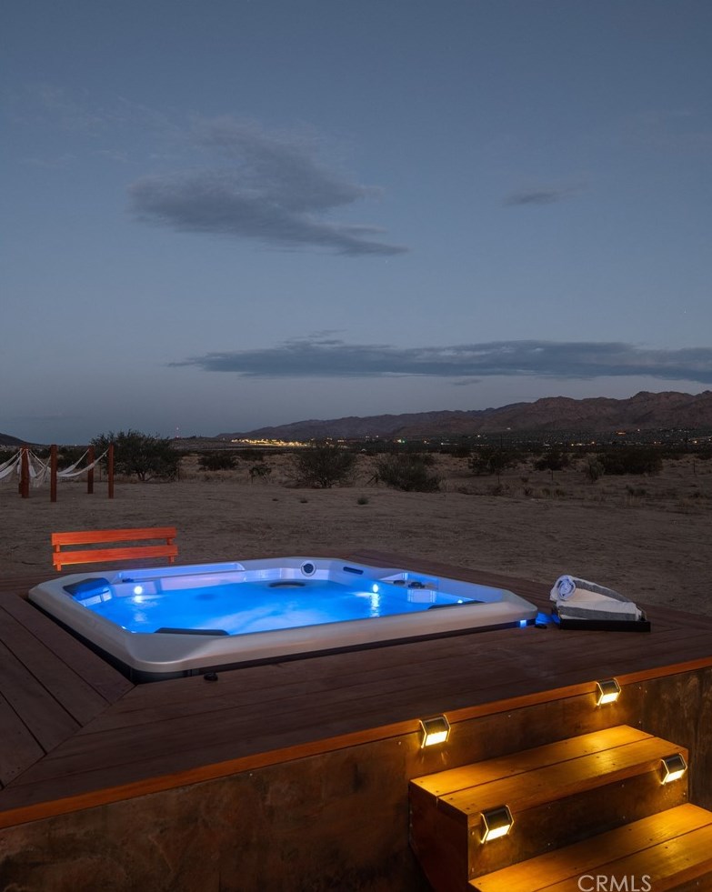 5725 Sunfair Rd, Joshua Tree CA  92252 exterior