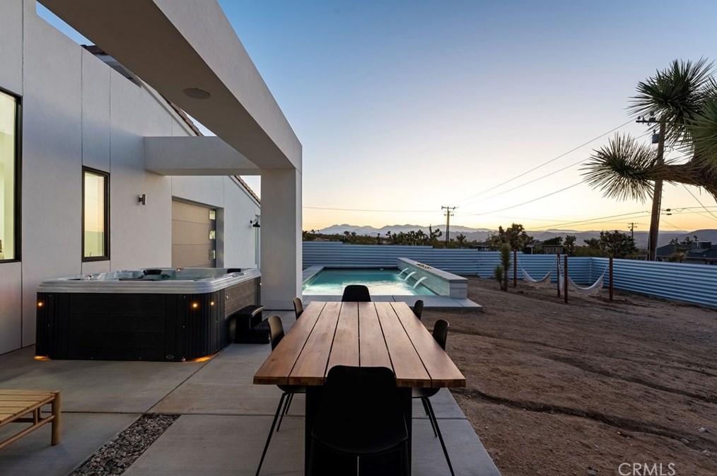 60208 Pueblo Trl, Joshua Tree CA  92252-2940 exterior