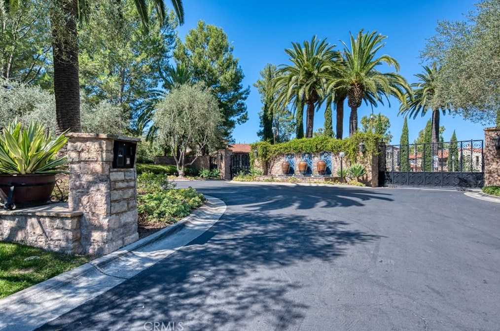 16 San Pietro, Newport Beach, CA 92657