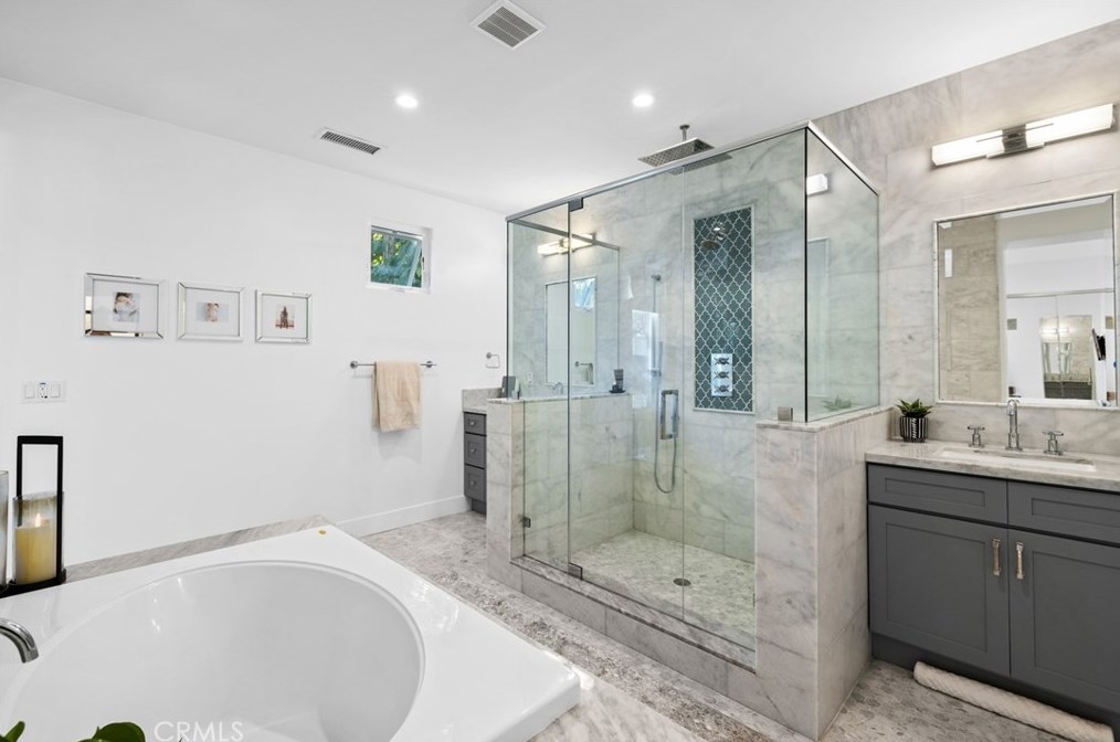 2442 Orange Ave, Costa Mesa CA  92627-1319 exterior