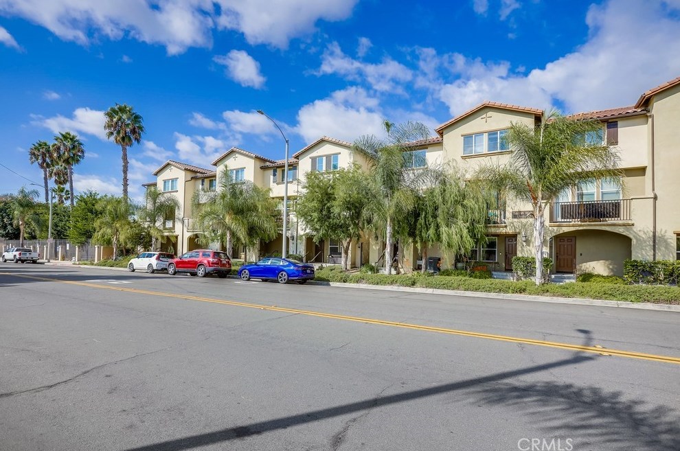 1601 W Walnut St #57, Santa Ana, CA 92703