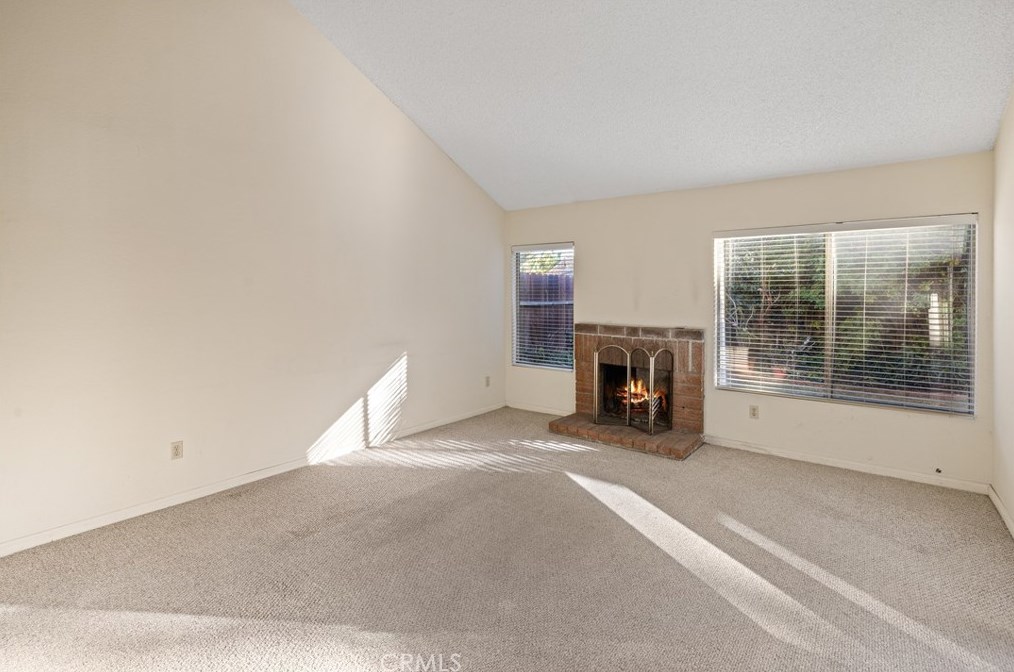 1089 Glen Cir, Costa Mesa, CA 92627