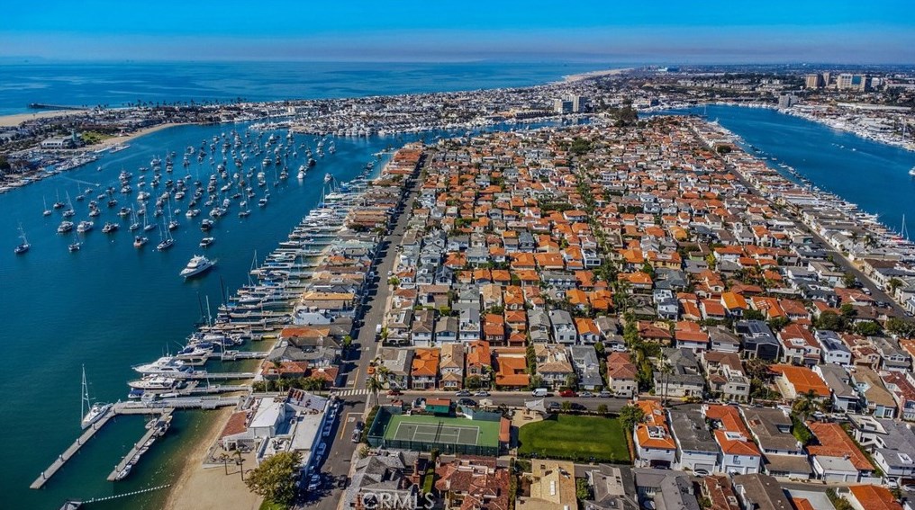 107 Via San Remo, Newport Beach, CA 92663
