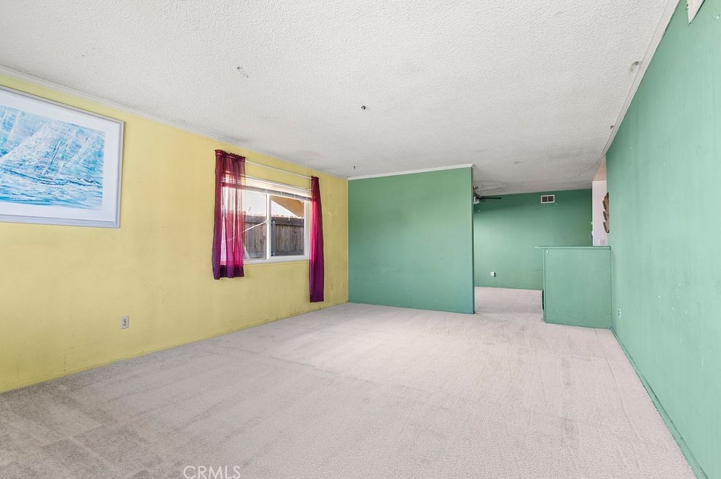 17602 Roxanne Ln, Huntington Beach, CA 92647-8953
