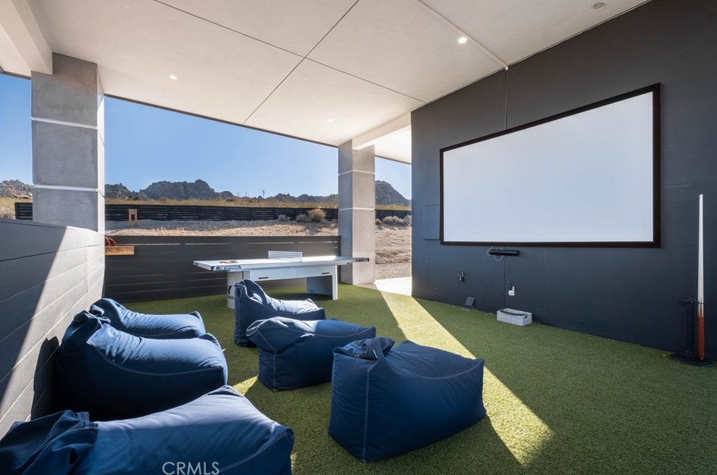 64024 Sullivan Rd, Joshua Tree CA  92252-5176 exterior