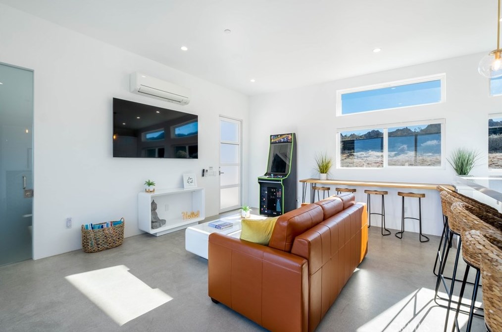 64024 Sullivan Rd, Joshua Tree CA  92252-5176 exterior