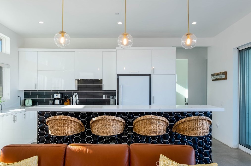 64024 Sullivan Rd, Joshua Tree CA  92252-5176 exterior