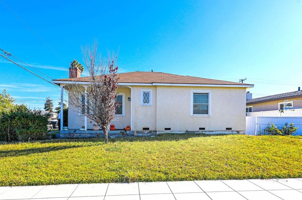 14622 Jefferson St, Midway City, CA 92655