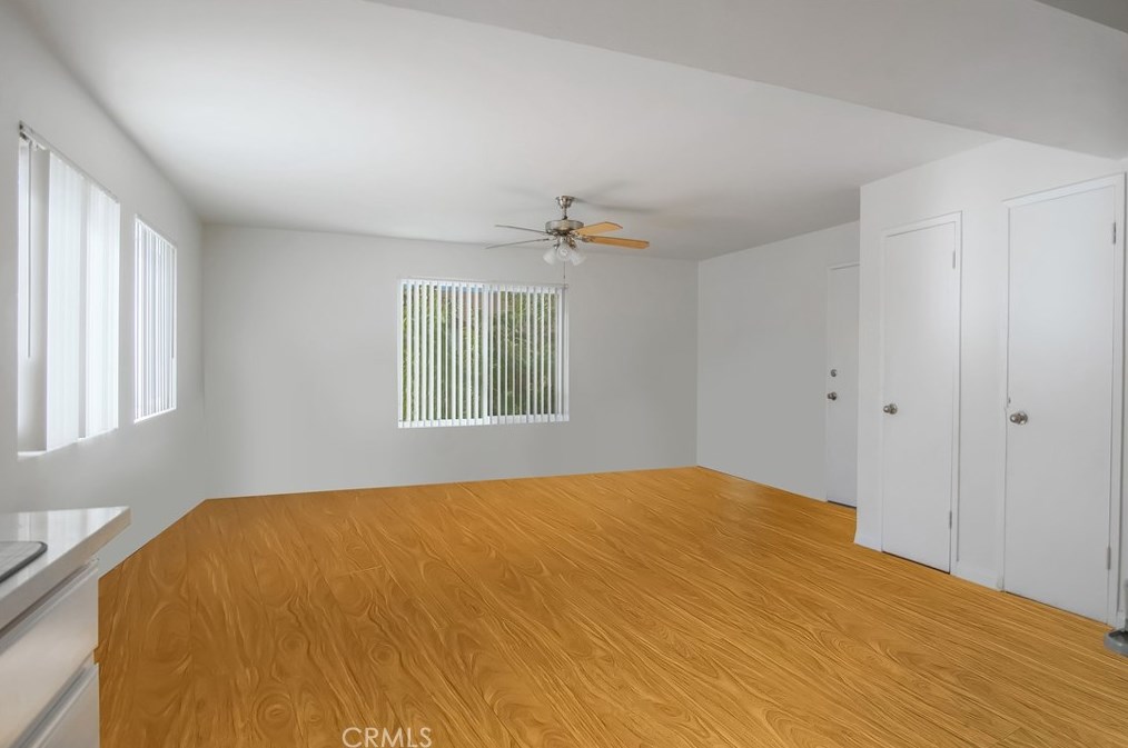 1033 Msn Dr, Costa Mesa CA  92626-4251 exterior