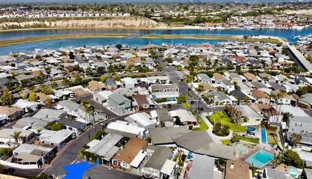 241 Plymouth Ave, Newport Beach, CA 92660-6157