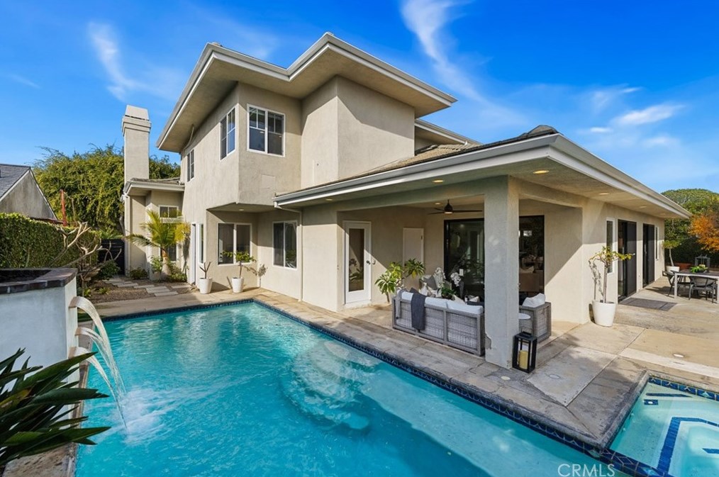 1312 Dover Dr, Newport Beach, CA 92660