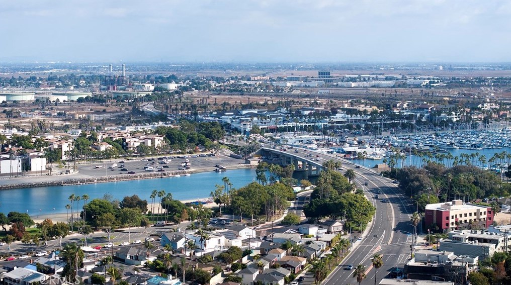 5446 The Toledo, Long Beach CA  90803-3933 exterior