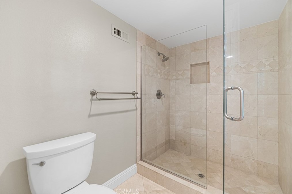 14 Nuevo, Irvine CA  92612-2610 exterior