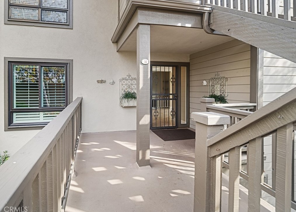 14 Nuevo, Irvine CA  92612-2610 exterior