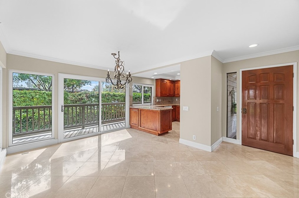 14 Nuevo, Irvine CA  92612-2610 exterior