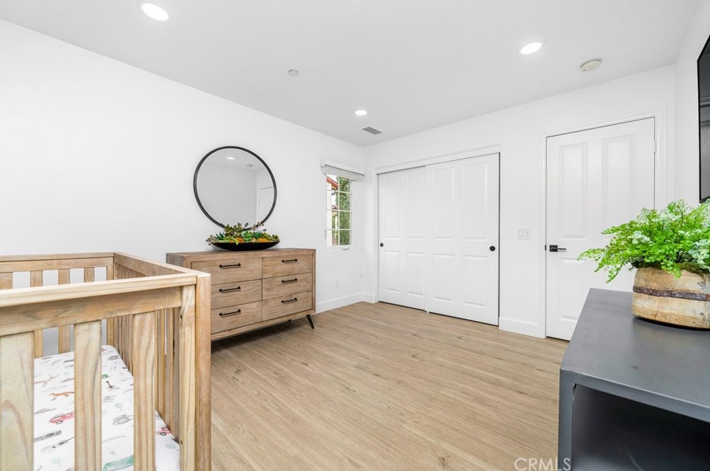 60 Pathstone, Irvine CA  92603-0171 exterior