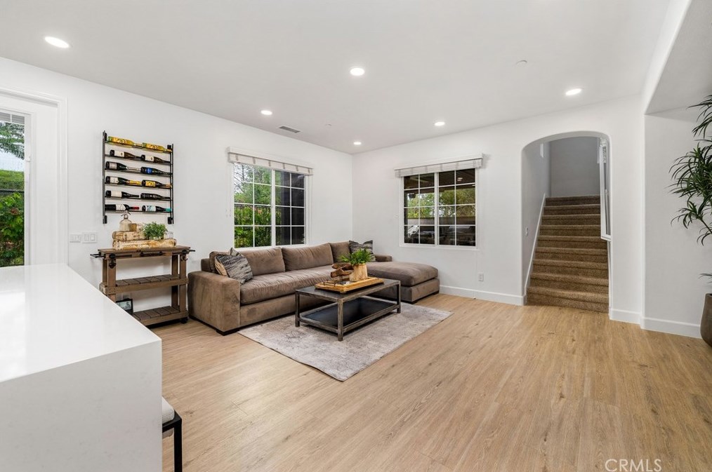 60 Pathstone, Irvine CA  92603-0171 exterior