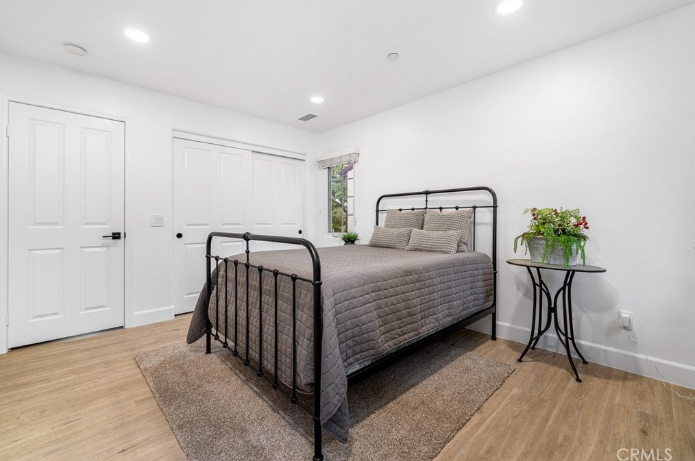 60 Pathstone, Irvine CA  92603-0171 exterior