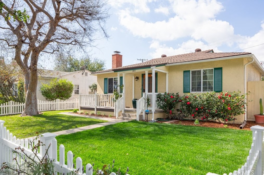 3915 Greenbrier Rd, Long Beach, CA 90808-1812