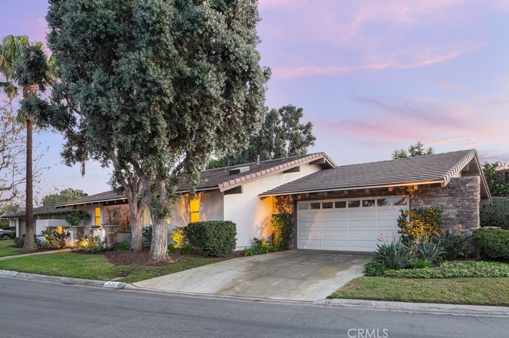 431 Vista Grande, Newport Beach, CA 92660