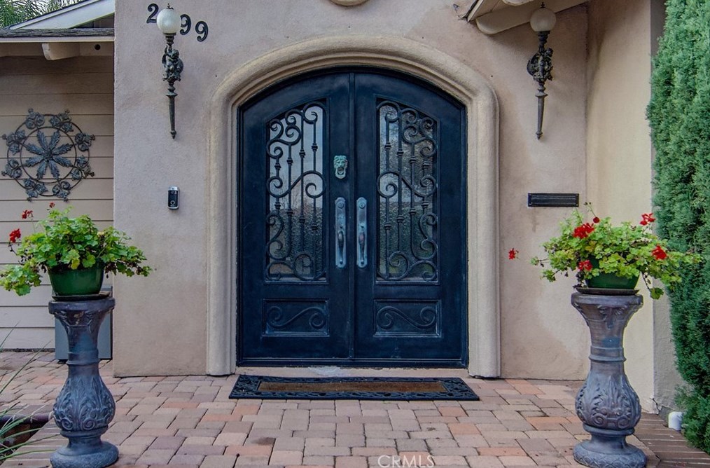 2899 Baker St, Costa Mesa, CA 92626