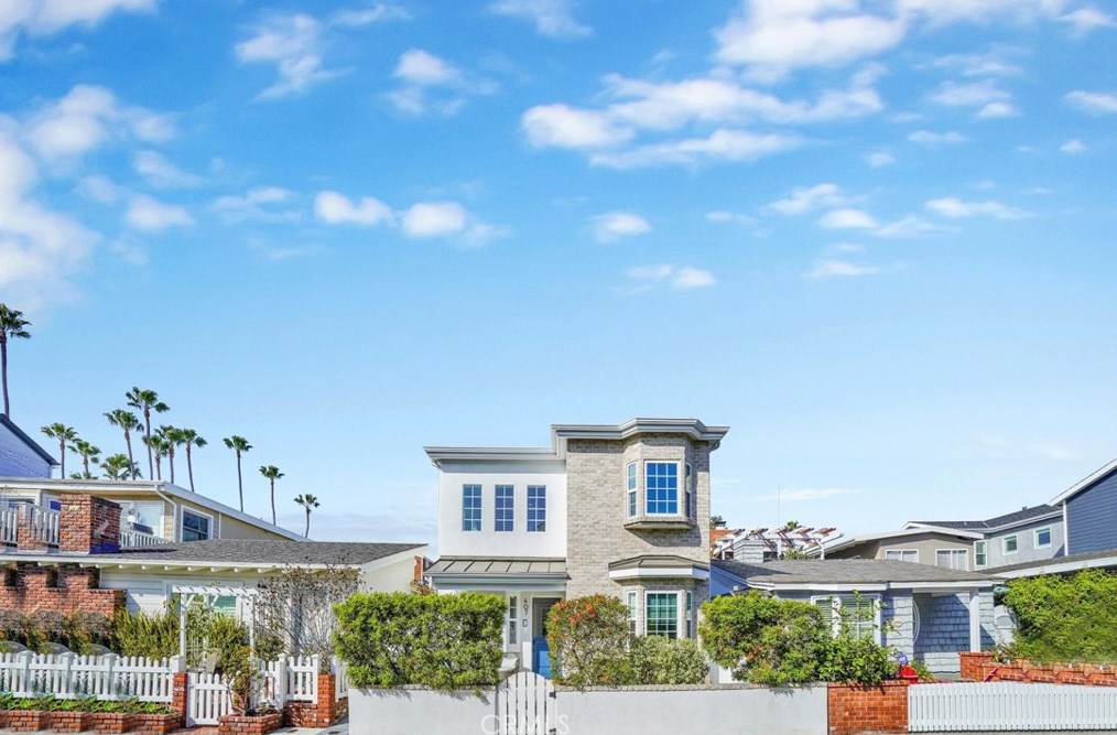 407 38th St, Newport Beach, CA 92663-3218