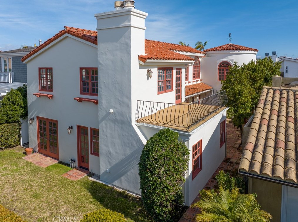 231 Via Firenze, Newport Beach, CA 92663-4633