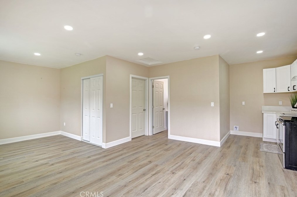 220 Mountain View Ave, Glendora CA  91741-3301 exterior