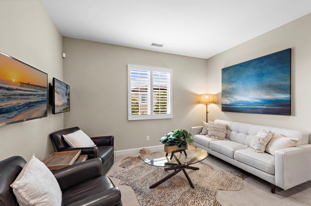 117 Long Fence, Irvine CA  92602-1807 exterior