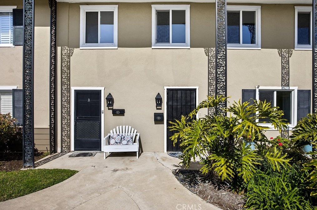 1741 Tustin Ave #15, Costa Mesa, CA 92627