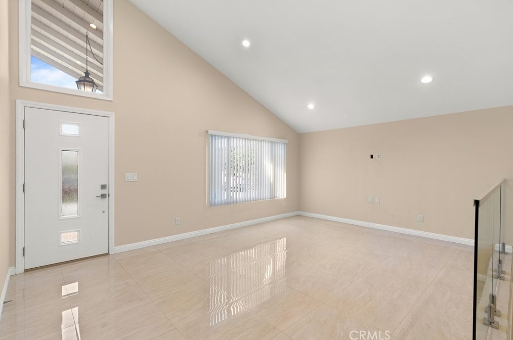 1 Tortoise Shell, Irvine CA  92604-1943 exterior