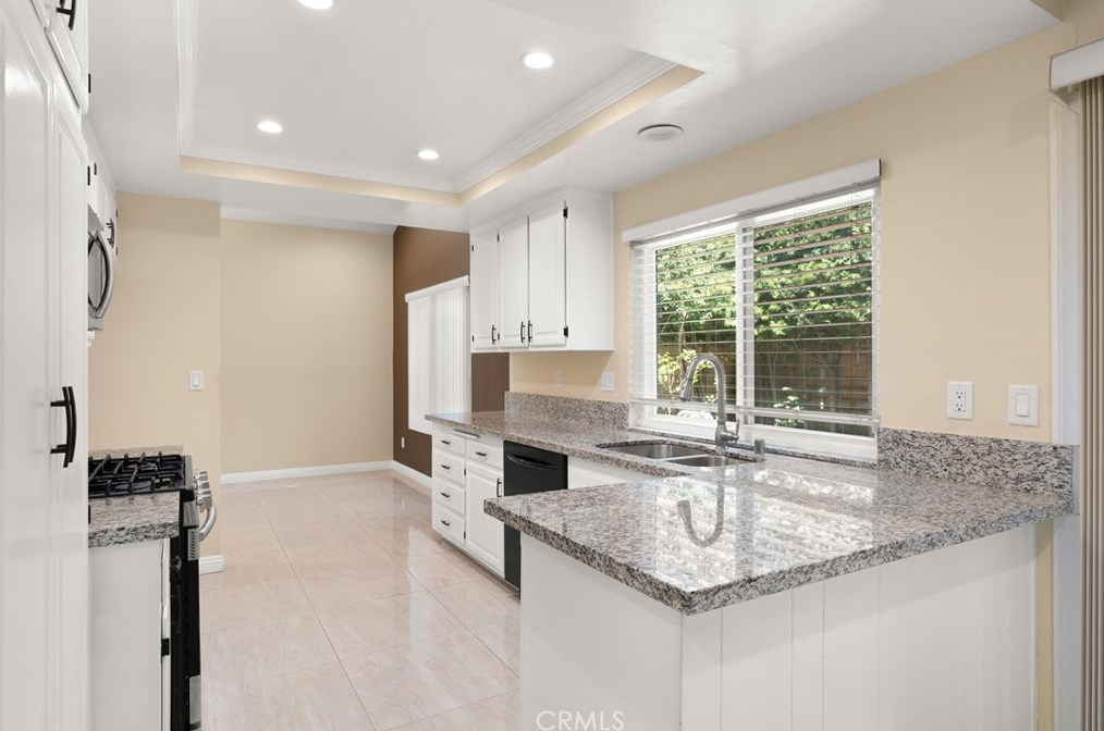 1 Tortoise Shell, Irvine CA  92604-1943 exterior