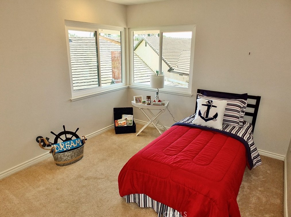 1619 Clear Creek Dr, Fullerton CA  92833-1437 exterior