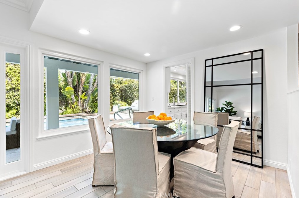 15201 Touraine Way, Irvine CA  92604-3149 exterior